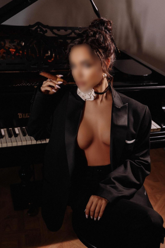 Индивидуалка СПб Сонечка Брюнетка c 2 размером груди у метро Улица Дыбенко Санкт-Петербург Фото-2