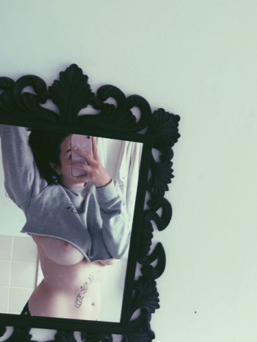 Проститутка Питера Алена Брюнетка c 3 размером груди у метро Парнас Санкт-Петербург Фото-4